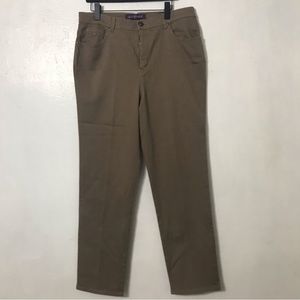 Gloria Vanderbilt pants size 16